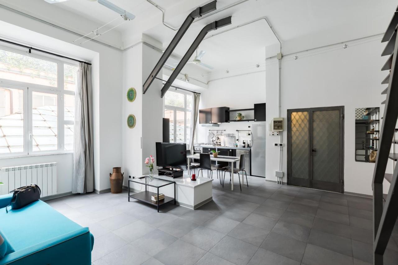 Trevi Fountain Modern Loft Apartment 로마 외부 사진