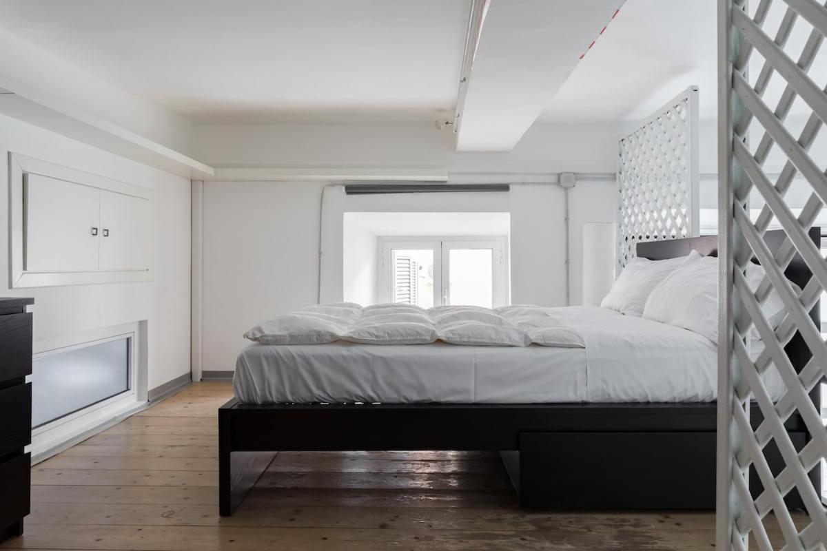 Trevi Fountain Modern Loft Apartment 로마 외부 사진