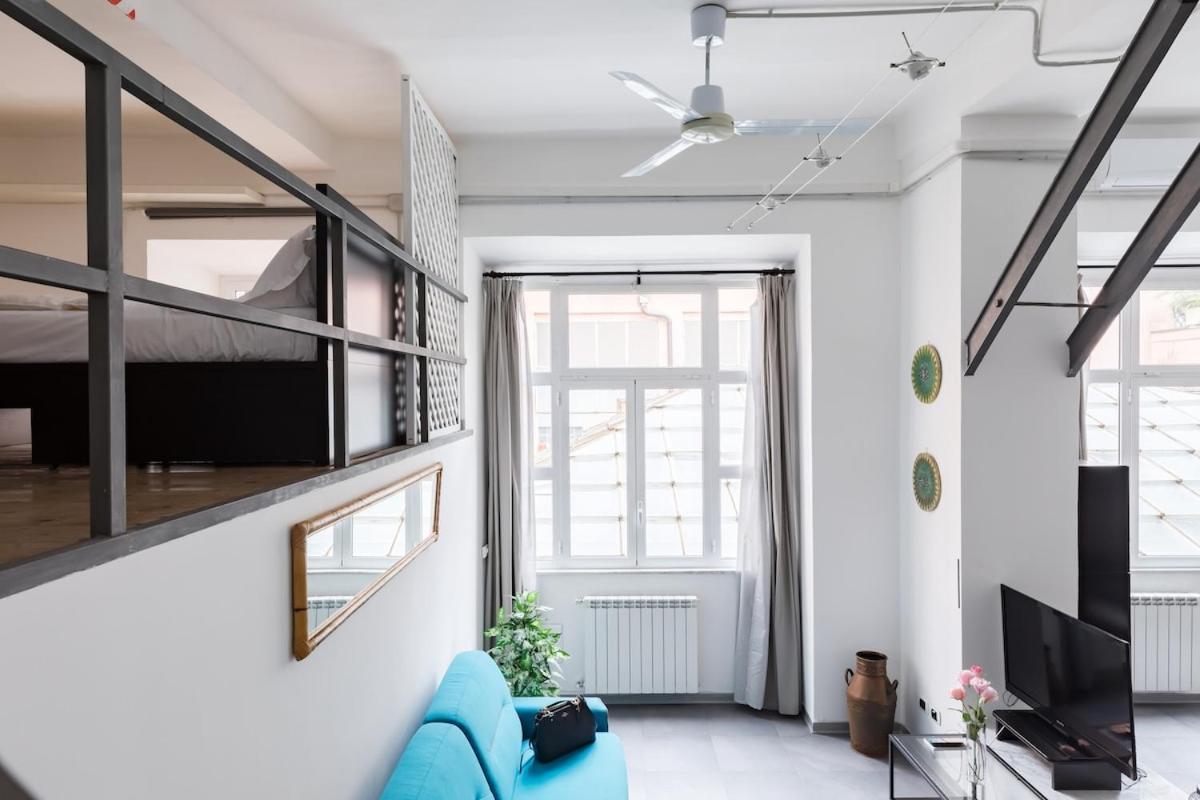 Trevi Fountain Modern Loft Apartment 로마 외부 사진